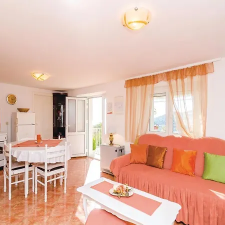 بيت للعطل Holiday Doli With Sea View 04 Majkovi
